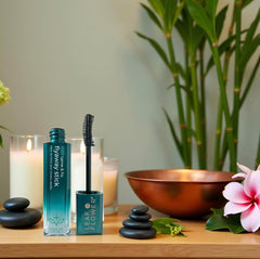 Leaf & Flower control-frizz-suave: brillo natural con movimiento, sin rigidez