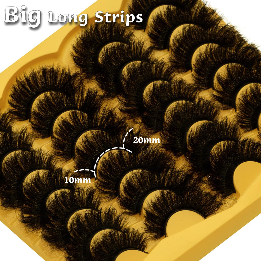Leafmoon easy-apply lashes with flexible band for precise placement.
