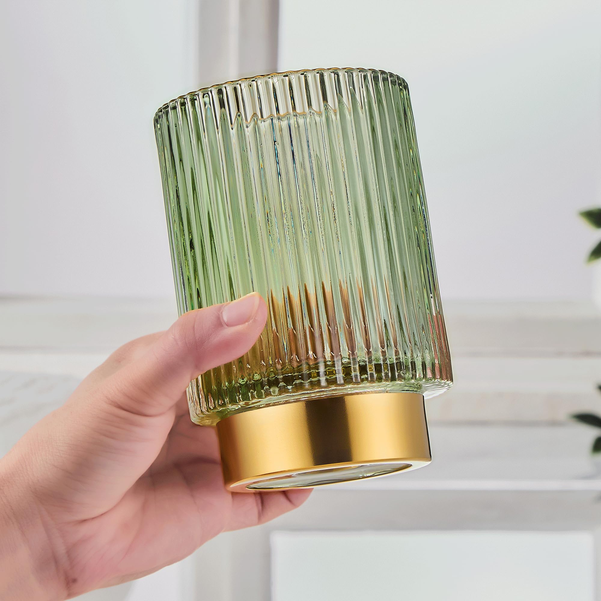 LEICURACE vintage glass brush cup offers versatile storage for cosmetics and stationery.