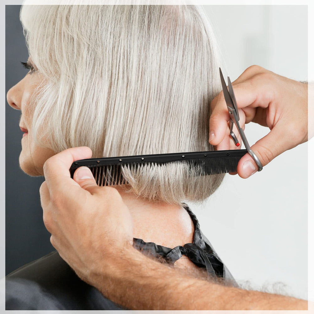 Leinuosen salon carbon comb set offers lightweight durability.