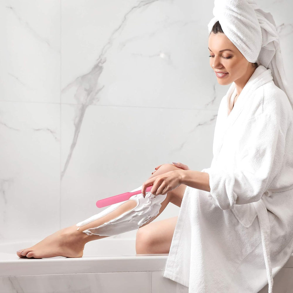 LEISENOR pink packaging image highlights compact kit for at-home waxing.