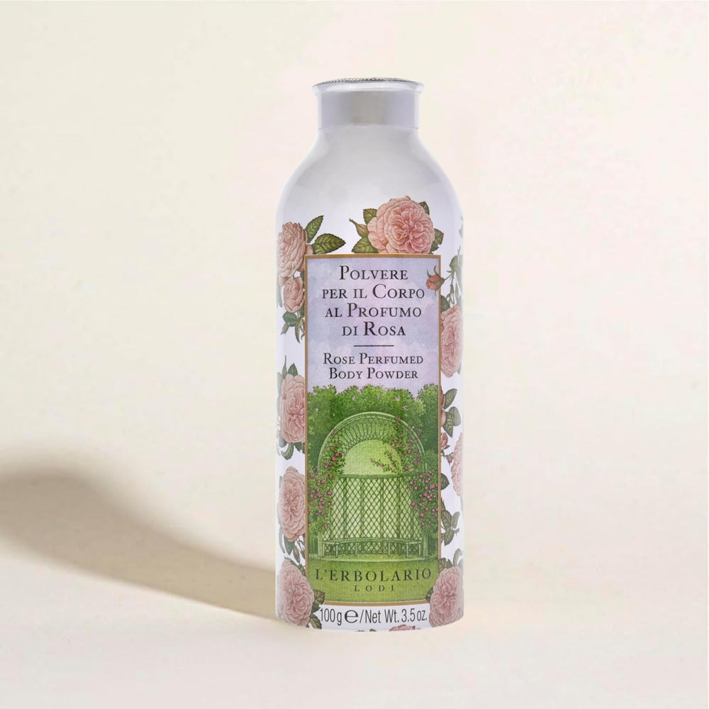 L'Erbolario Rose Perfumed Body Powder applied on skin for a refreshing scent.