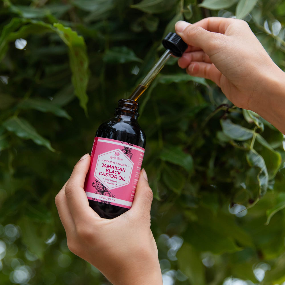 Leven Rose aceite ricino jamaicano, envase ambar para conservar la calidad.
