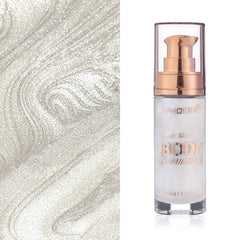 Lezero Body Shimmer Oil, textura ligera, se desliza sin esfuerzo.