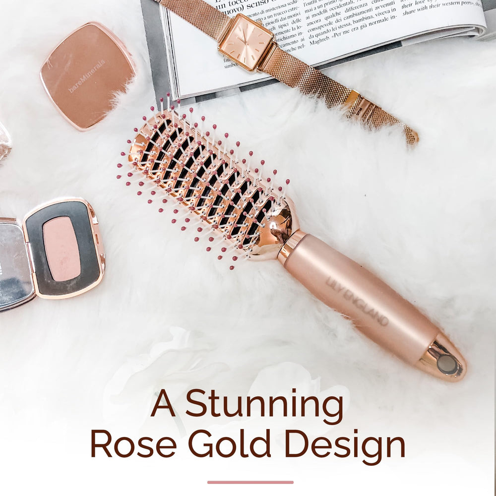 Lily England vented brush suitable for curly and straight textures.