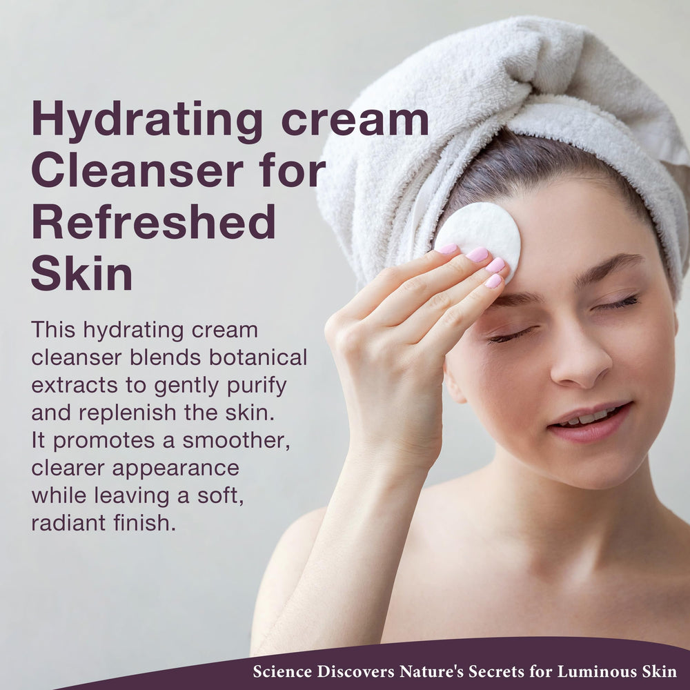 Lira Clinical MYSTIQ iLuminating Cleanser pump highlighting moisturizing formula benefits