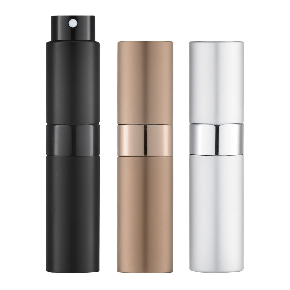 LISAPACK 8ml atomizer in black for on-the-go fragrance application.