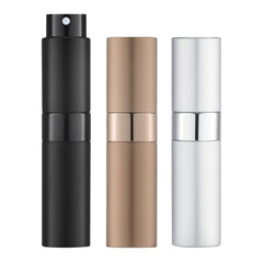 LISAPACK 8ml atomizer in black for on-the-go fragrance application.