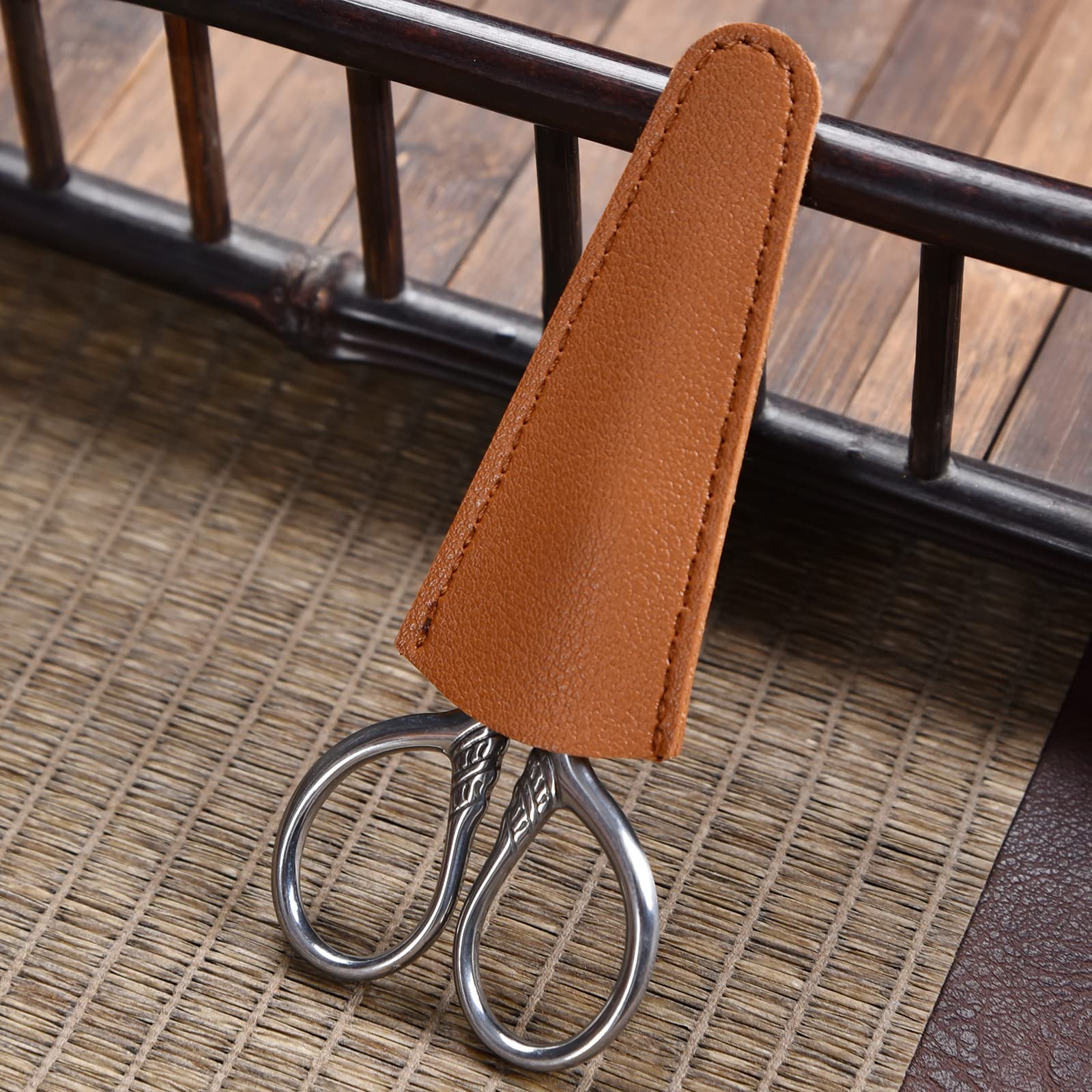 Lobodt beard and moustache scissors for detailed styling