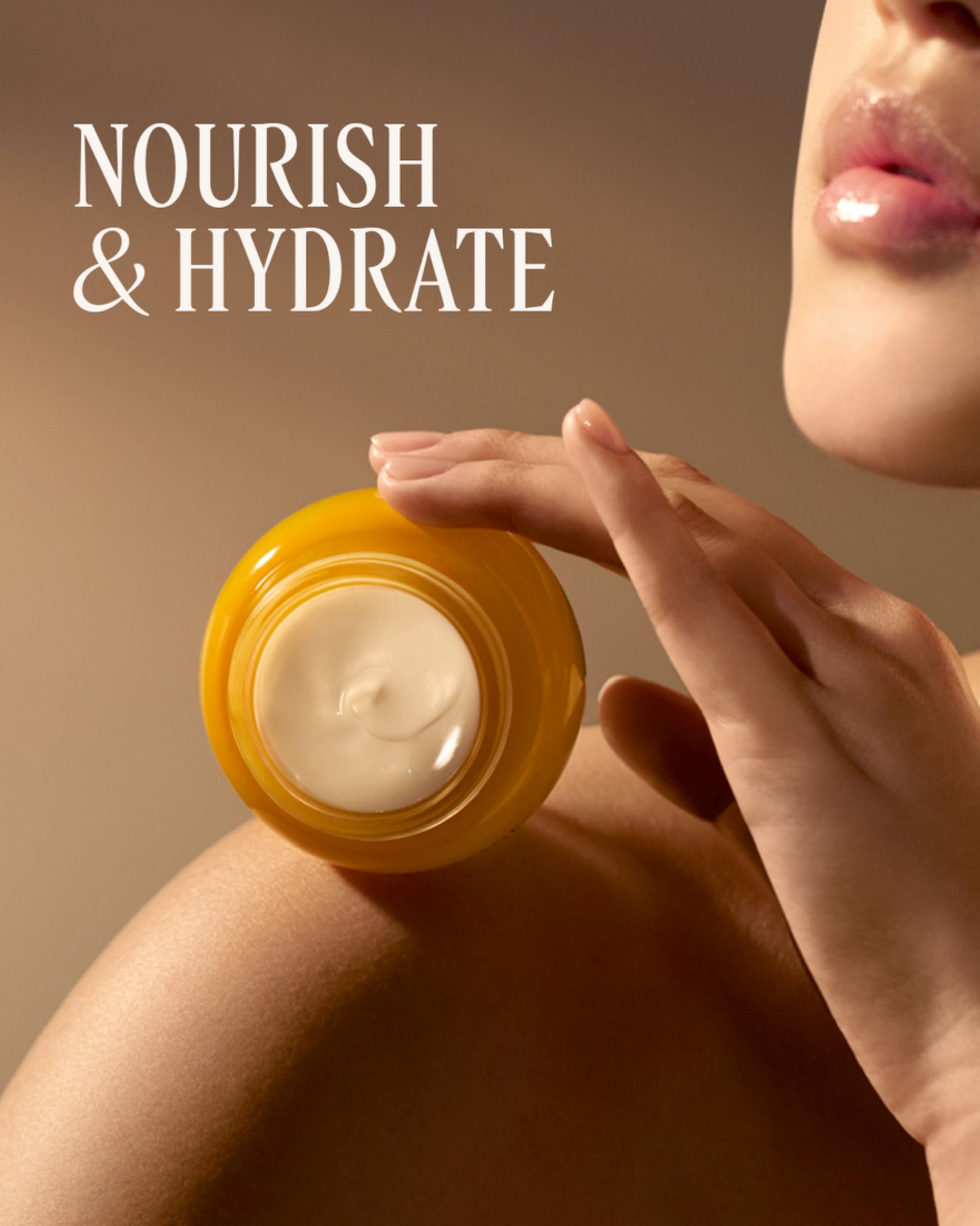 L'Occitane Immortelle Divine Cream in morning light with subtle glow