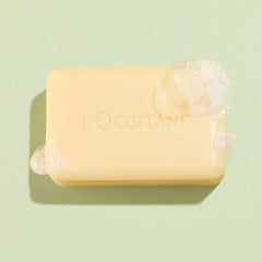 Barra de jabón L'Occitane Shea Verbena; hidratación suave.