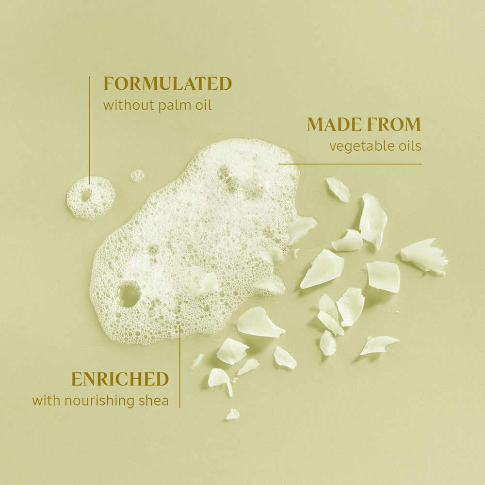 Textura cremosa de L'Occitane que genera espuma suave.