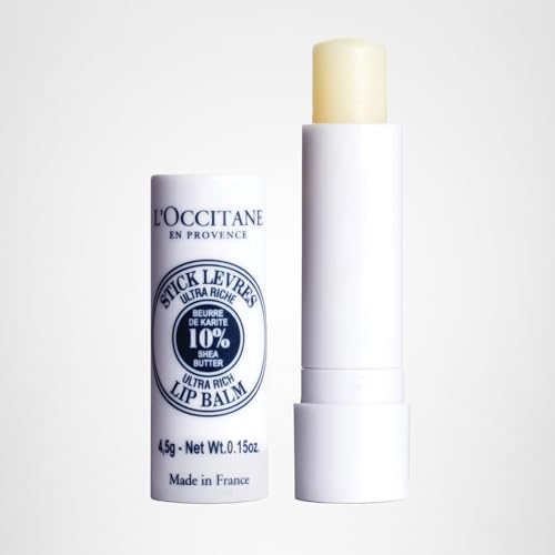 Loccitane manteca de karité cuida labios secos en climas extremos.