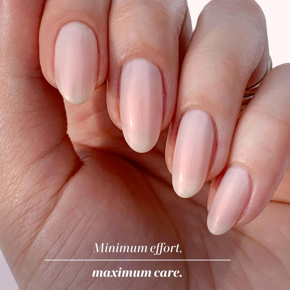 LONDONTOWN Bubble Illuminating Nail Concealer libre de crueldad para manicura ética.