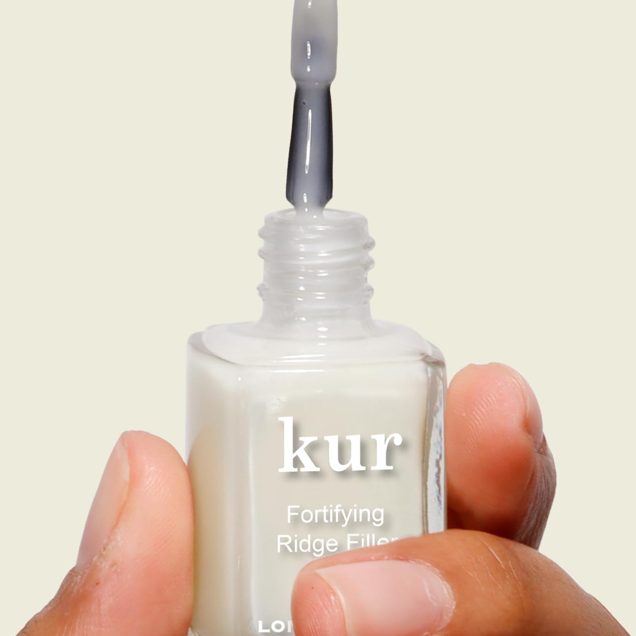 LONDONTOWN Kur Nail Ridge Filler close-up texture for protection