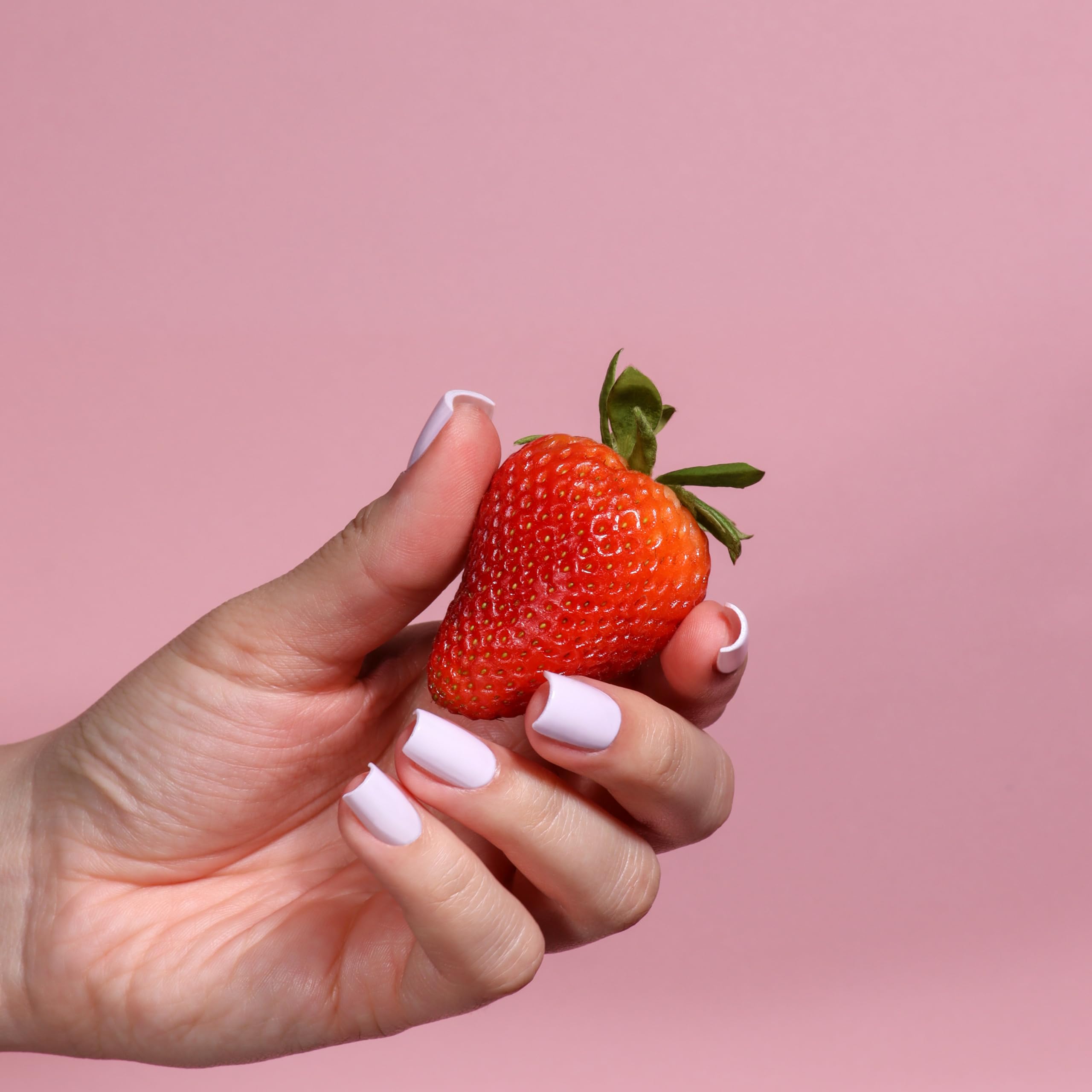Capa-base Lakur para adherencia óptima en uñas
