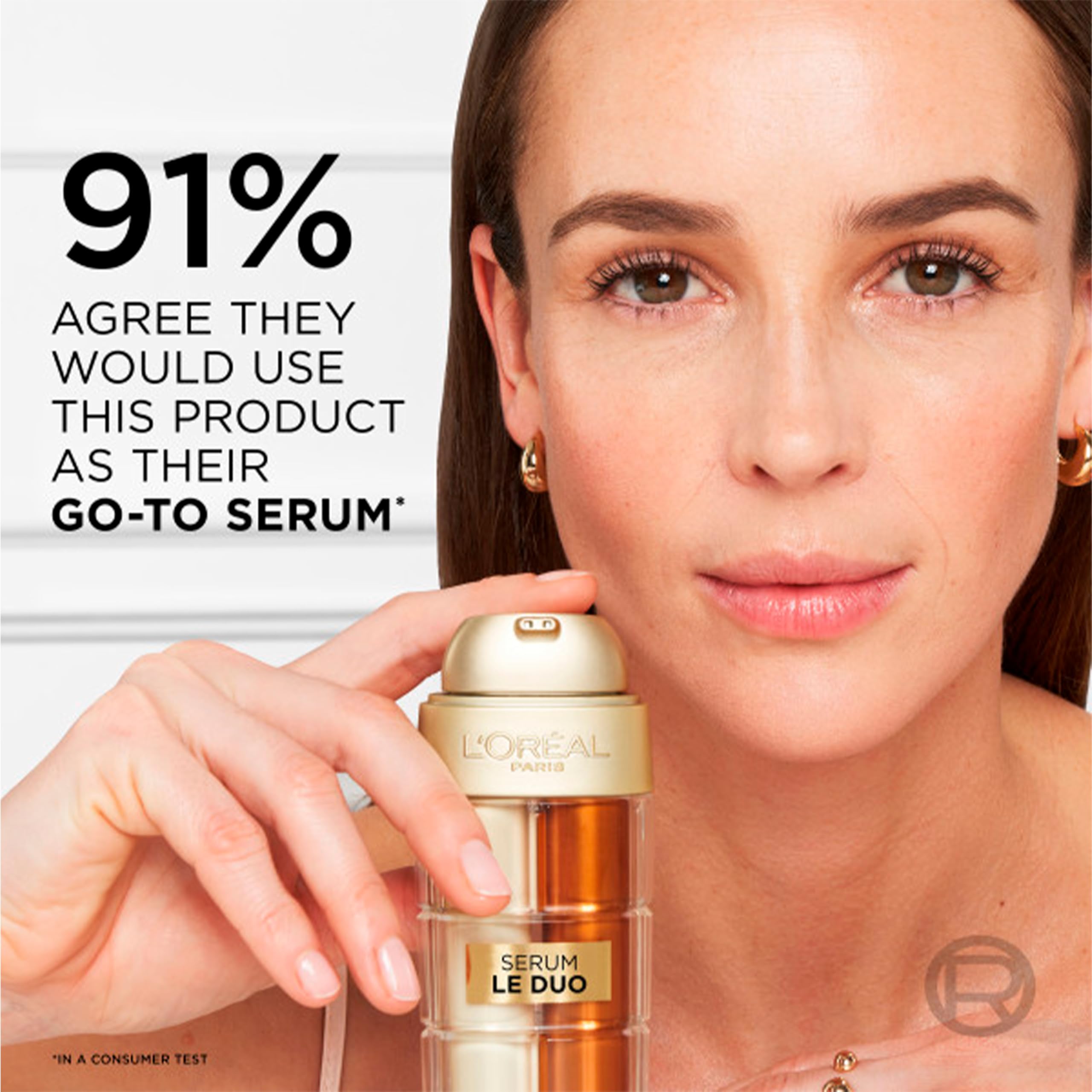 Dual-phase serum visual indicating two textures in one bottle for comprehensive care