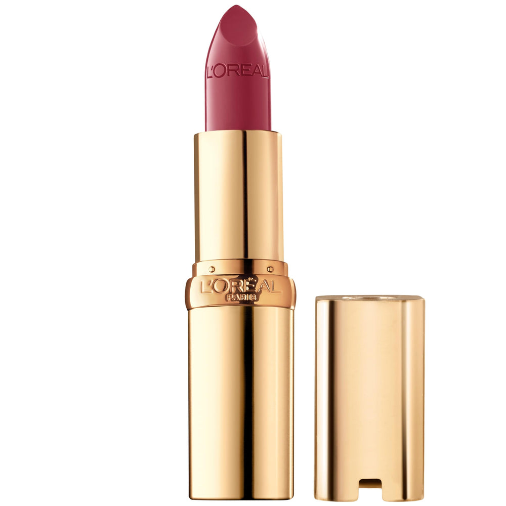 L'Oréal Paris Color Riche muestra una aplicación suave para labios con acabado satinado.