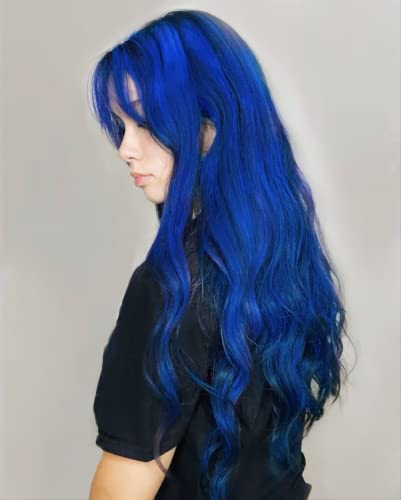 L'Oreal Paris Colorista blue on-hair strand for vivid highlight without commitment.