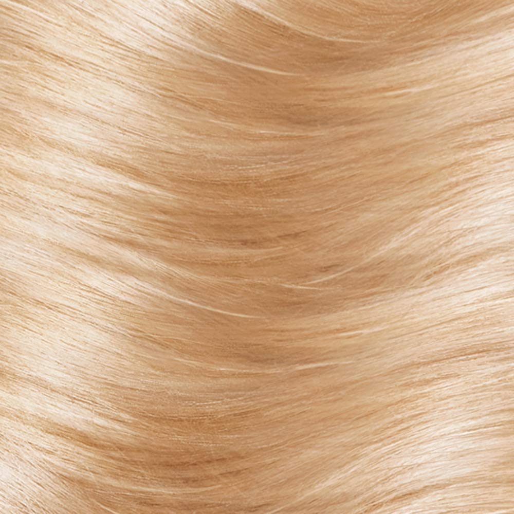 L'Oreal Paris Excellence Age Perfect swatch close-up reveals high-definition highlights and dimension.