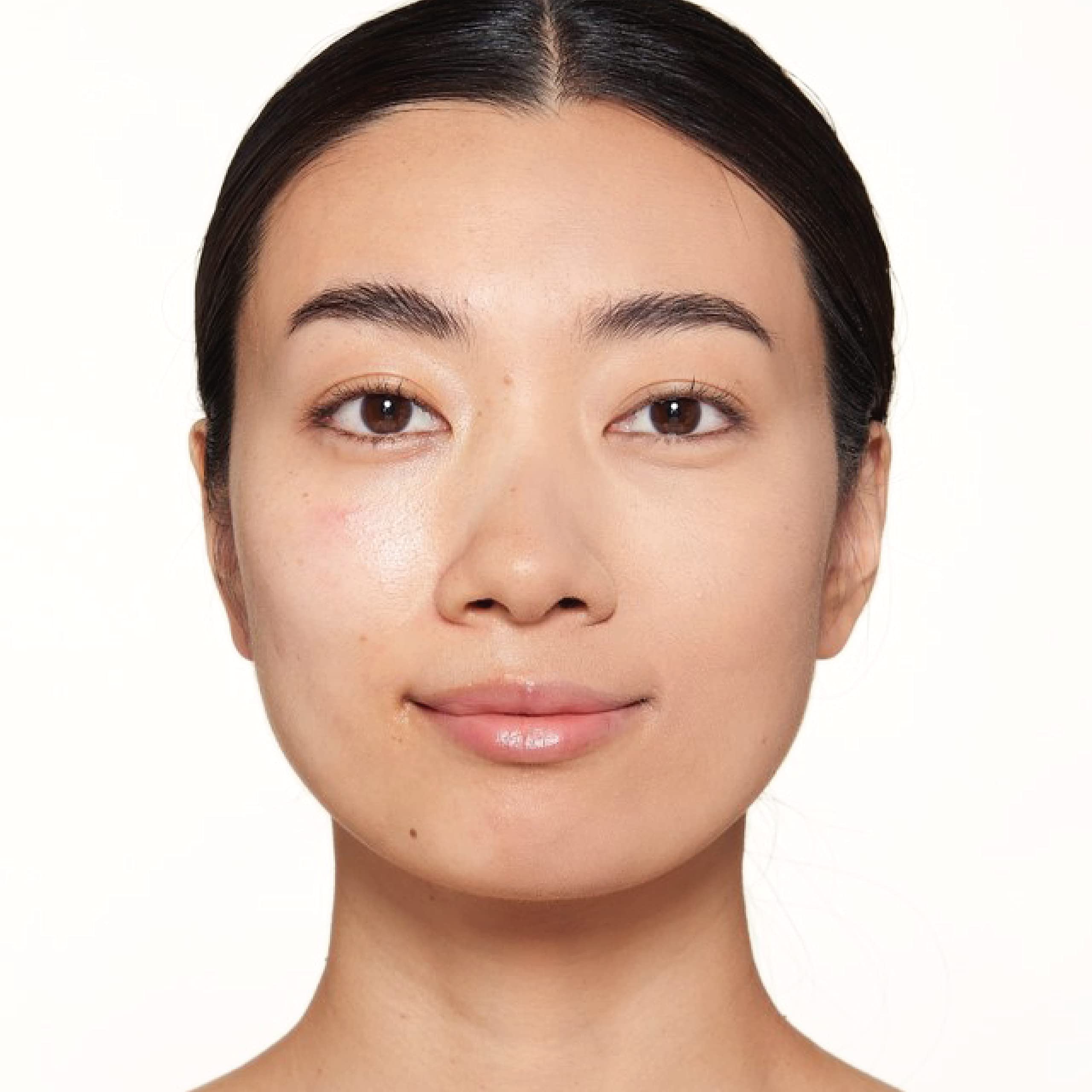 L'Oréal Paris Infallible Fresh Wear en polvo, acabado mate duradero y sin transferencia.