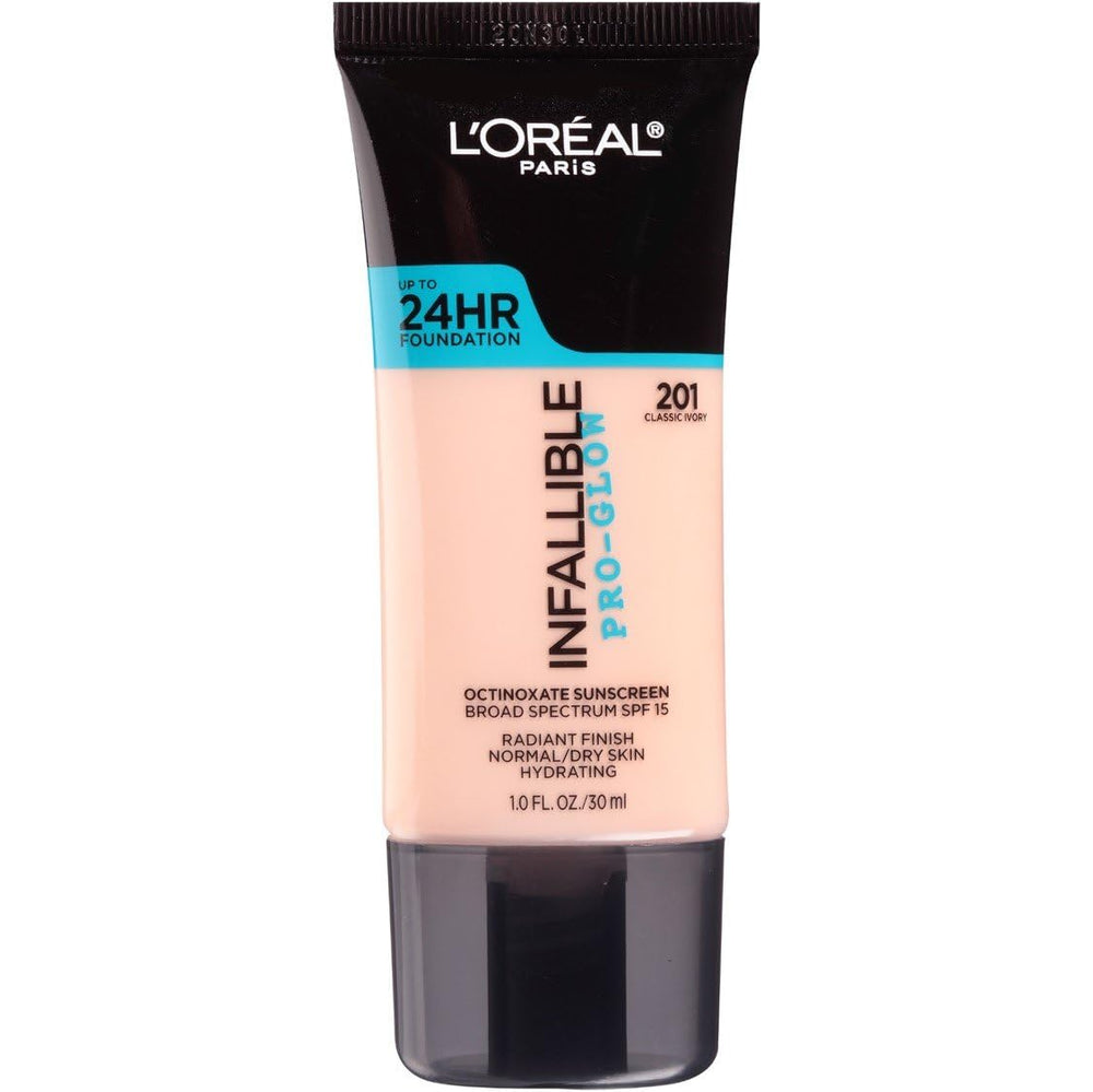 L’Oréal Paris Infallible Pro Glow envase con acabado luminoso para piel radiante.