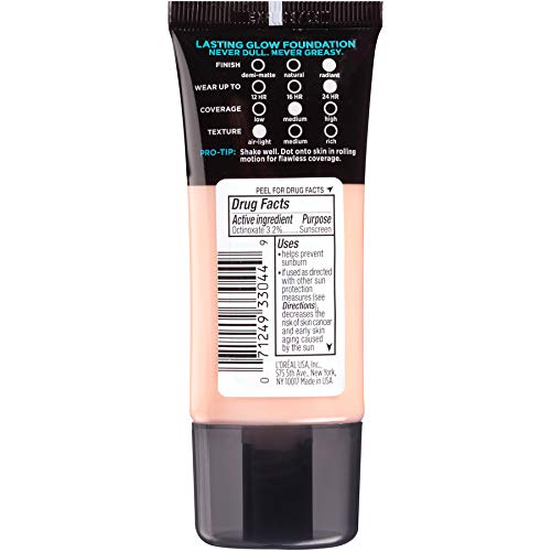 L’Oréal Paris Infallible Pro Glow muestra tono en brazo para cobertura natural.