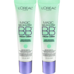 BB Cream antienrojecimiento de L’Oréal Paris en botella para tono uniforme.