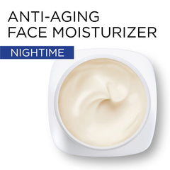 Aplicación nocturna de Revitalift para mayor firmeza y elasticidad