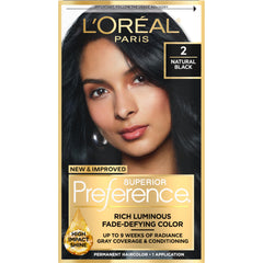 L’Oréal Paris Superior Preference Natural Black 2 color gel applied for vibrant, fade-defying coverage