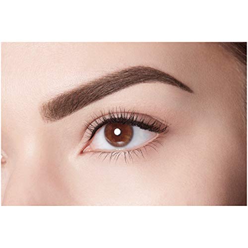 Definición de cejas con gel tintado de L'Oreal Paris Unbelieva-Brow