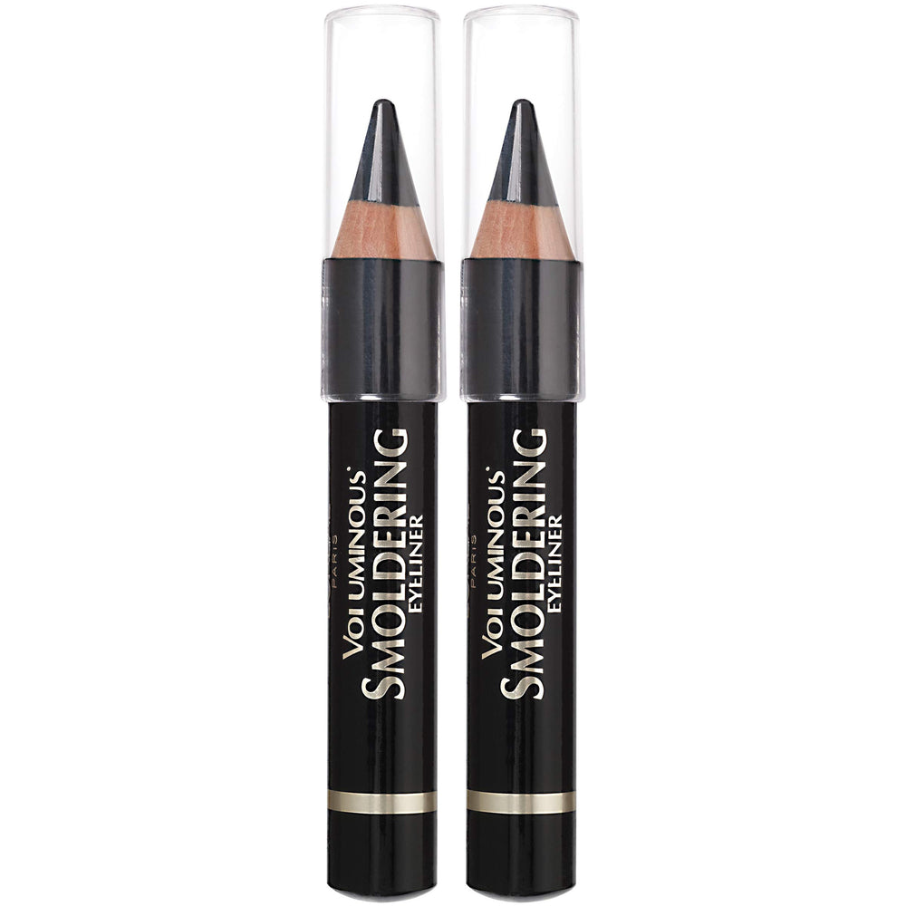 L'Oréal Paris Voluminous Smoldering Eyeliner con punta cónica para delineado preciso.