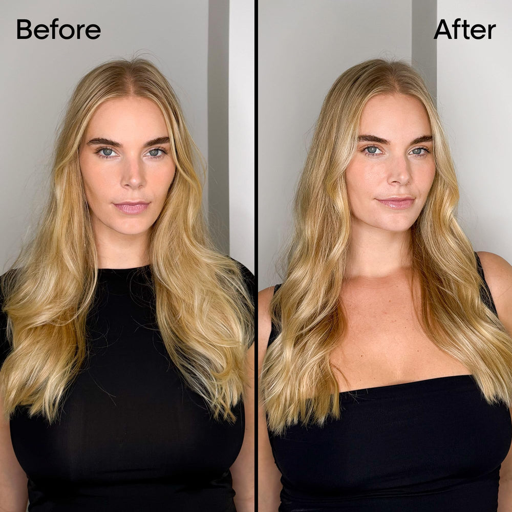 L’Oréal Professionnel Paris Absolut Repair Bi-phase Oil being poured shows instant mixing for smooth application.