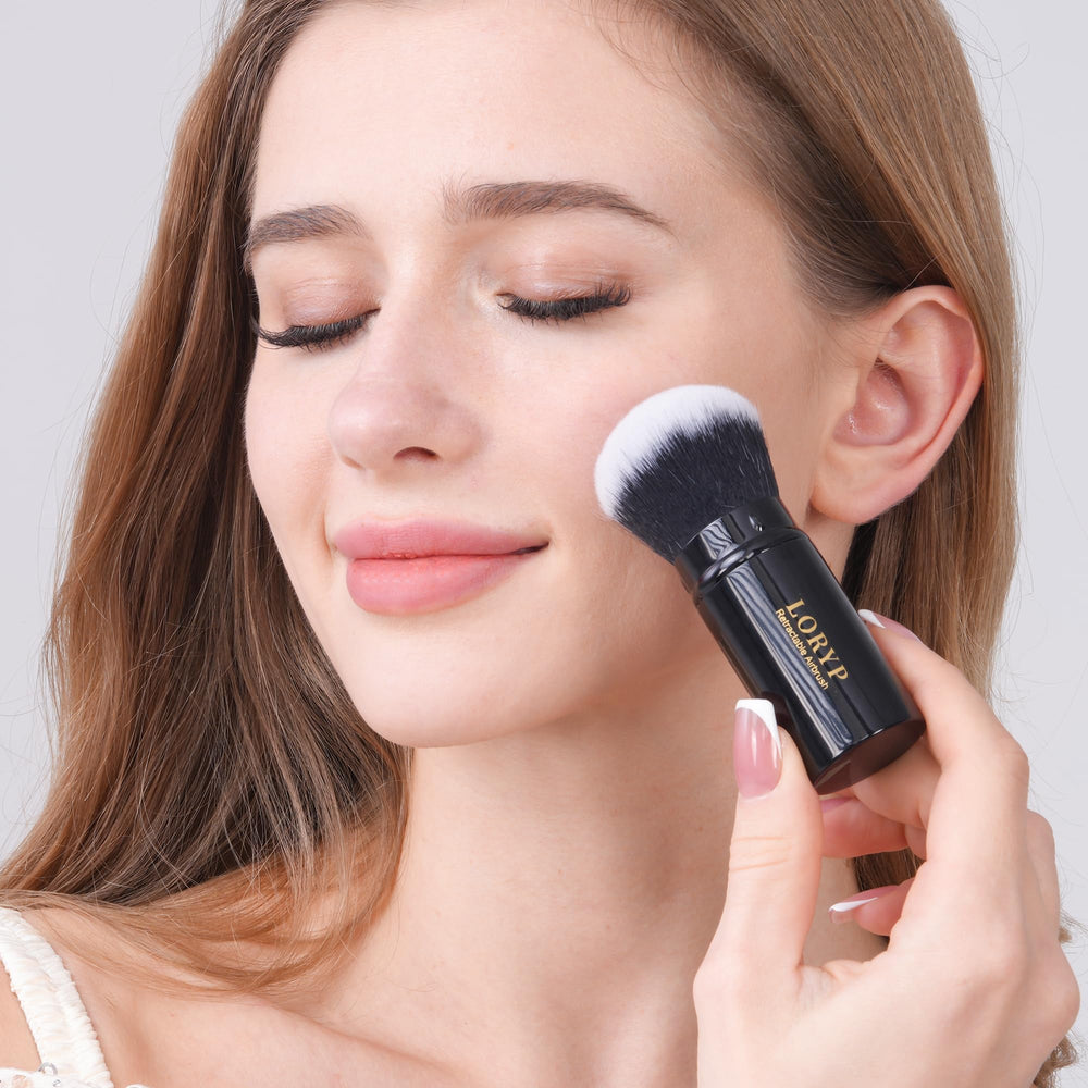 LORYP aluminum-cover travel case protects brushes during transit