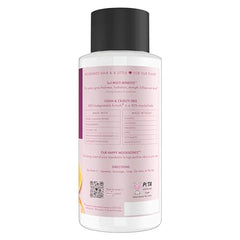 Love Beauty And Planet: textura cremosa lista para aplicar en el cabello.