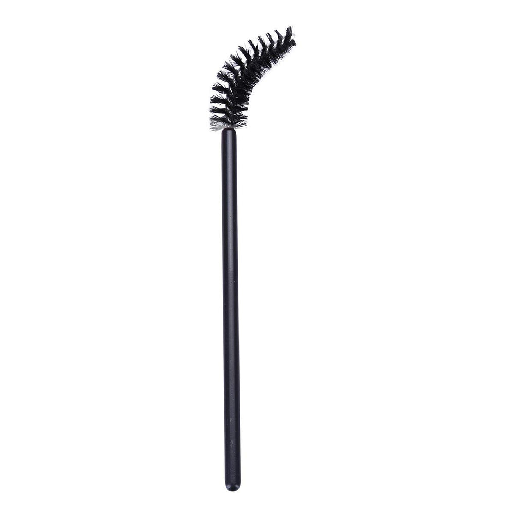 LoveBB bent-head spoolie demonstrating versatile shaping of lashes.