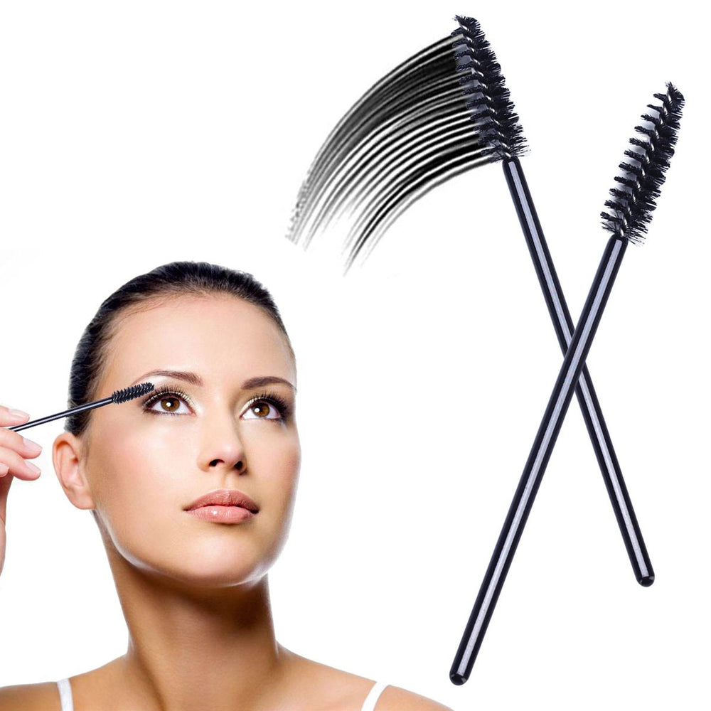 LoveBB portable mascara wand pack ideal for on-the-go touch-ups.