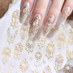 Uñas naturales o artificiales con acabado duradero gracias a Lukmexor.