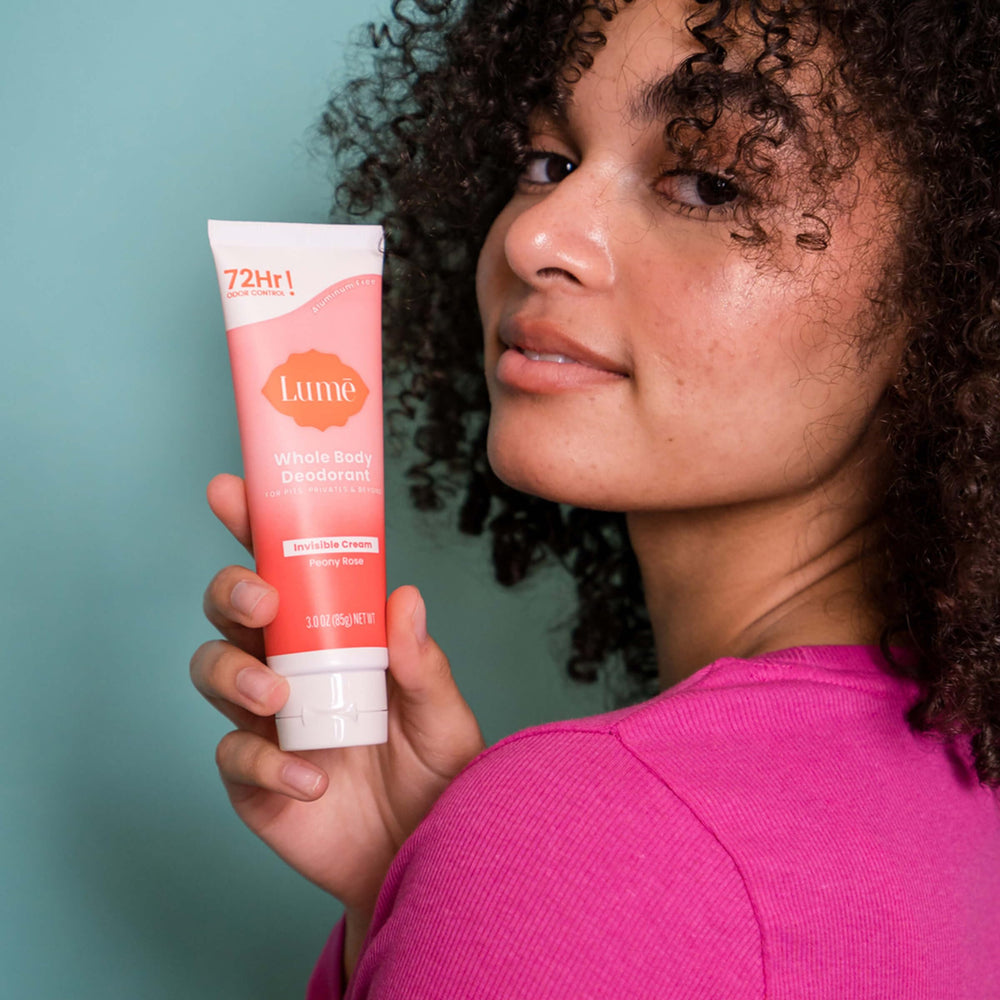 Lume Peony Rose 72-hour odor-control claim shown in lifestyle scene