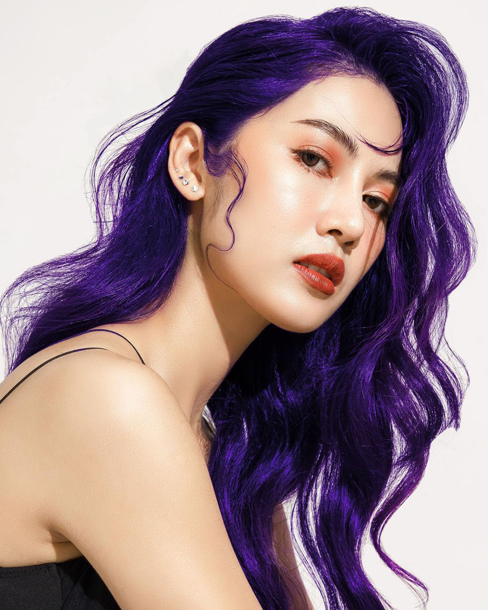 Lunar Tides creamy formula image suggests smooth, even deposit