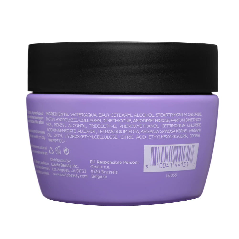 Textura cremosa de Luseta que acondiciona y suaviza el cabello.