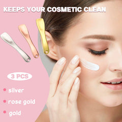 LUTQ espátula de maquillaje en dorado, vista frontal para aplicación limpia y precisa.
