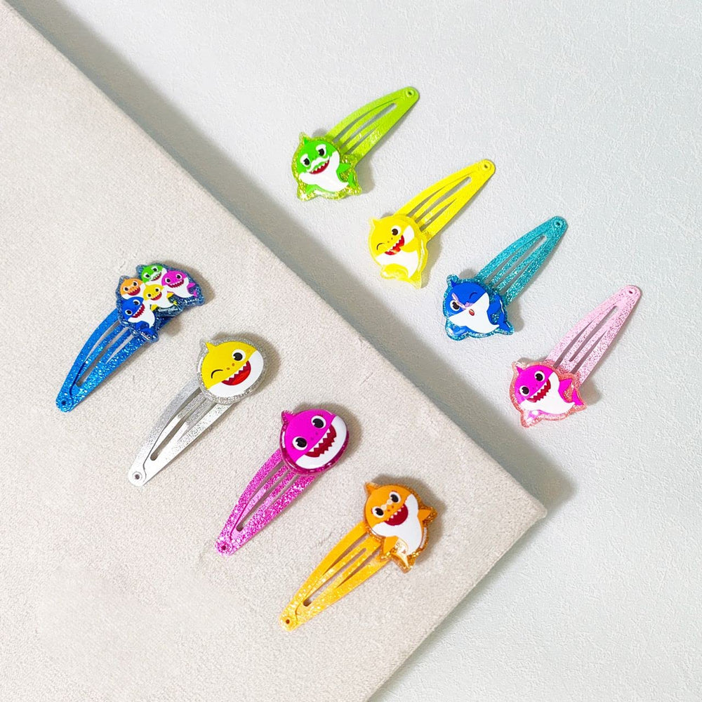 Luv Her clips encourage imaginative dress-up and creative playtime.