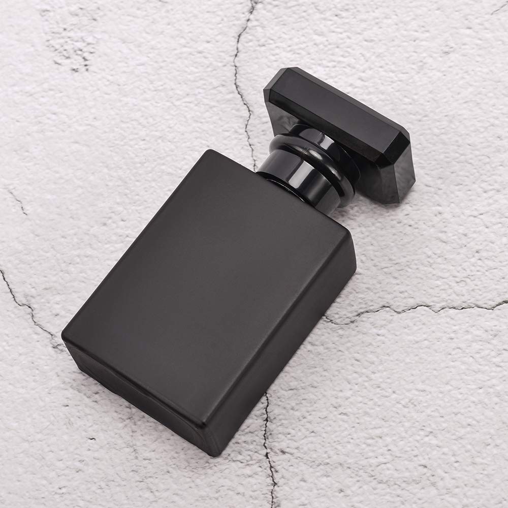 Luxsego refill in seconds design for quick scent swaps.