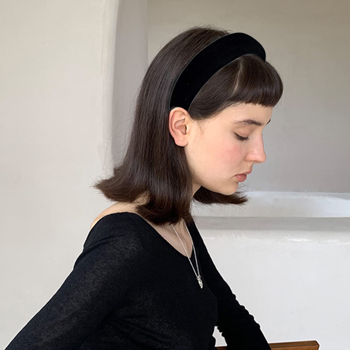 Lvyeer velvet headband, 3 cm width, sturdy yet flexible.