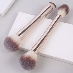 MAANGE dual-ended blush and powder brush for even color and blending.