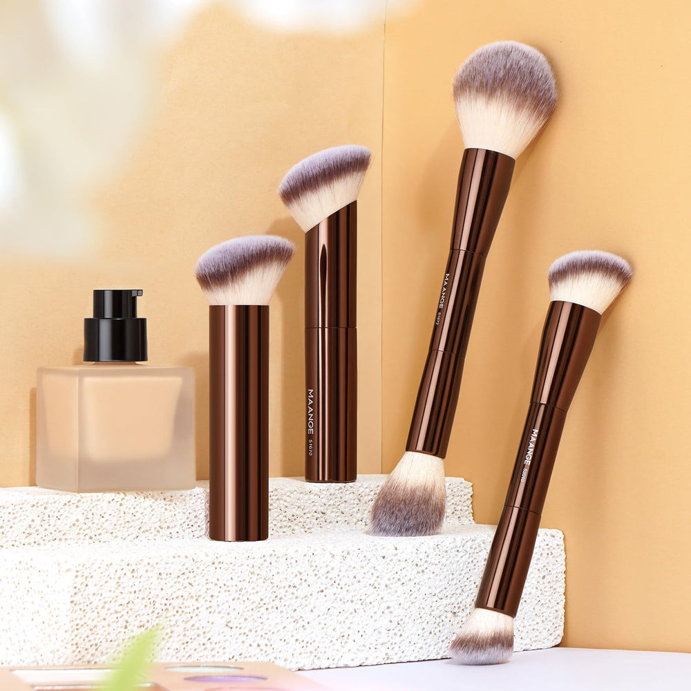 MAANGE multi-use brushes support contouring, blending, and stippling in one kit.