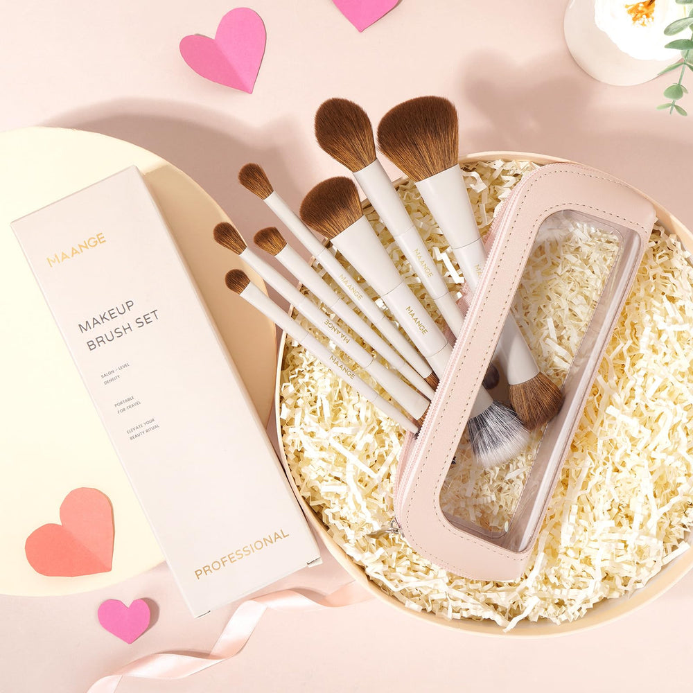 MAANGE dual-ended collection showcases versatile face brushes.