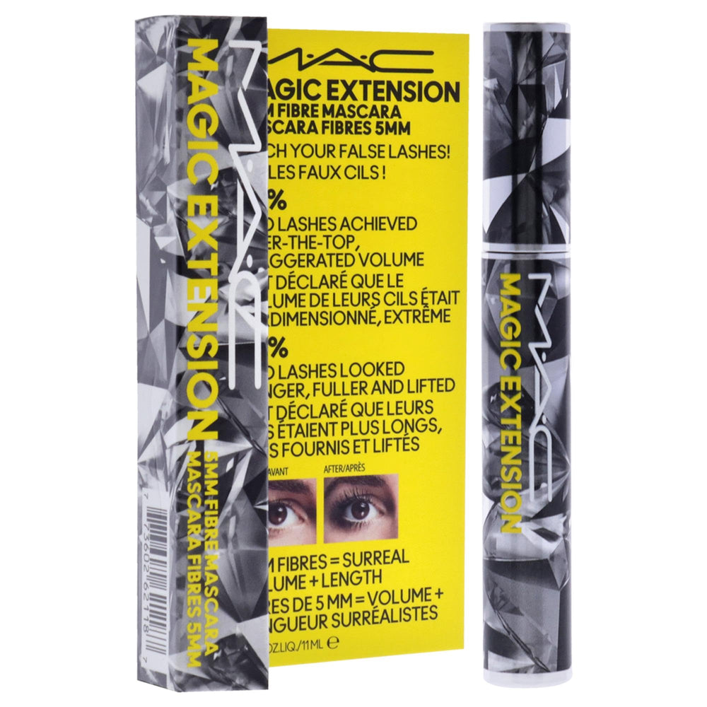 MAC Extensión Mágica 5mm: envase elegante ideal para bolso y uso diario.
