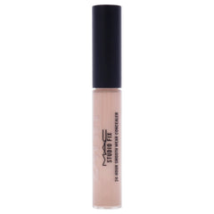 MAC Studio Fix concealer applicator for precise, buildable coverage